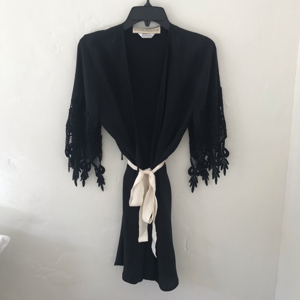 SCF Fox Robe 🦊 - Picture 2 of 7